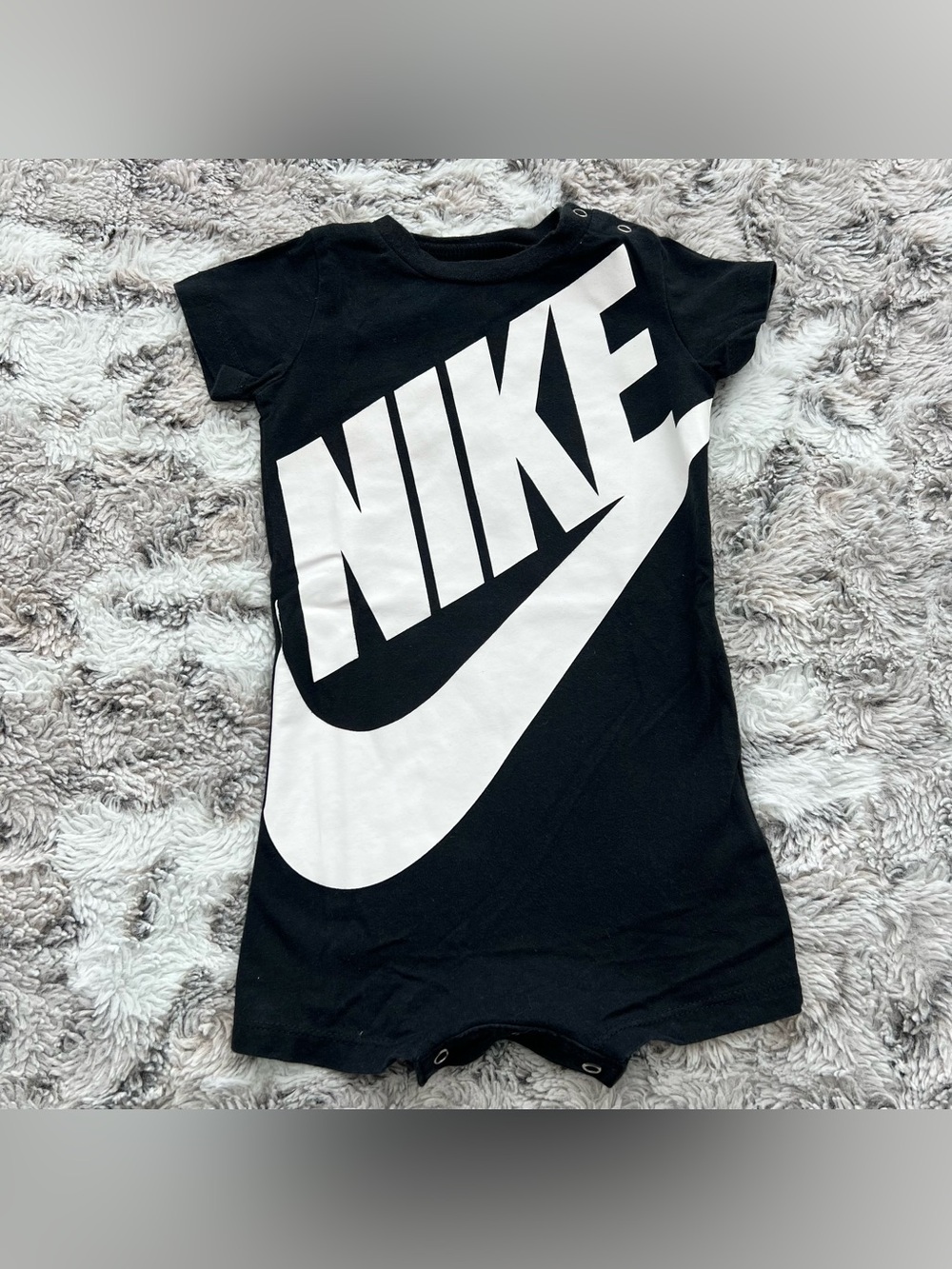 Nike Onesie Jumper Size 9M